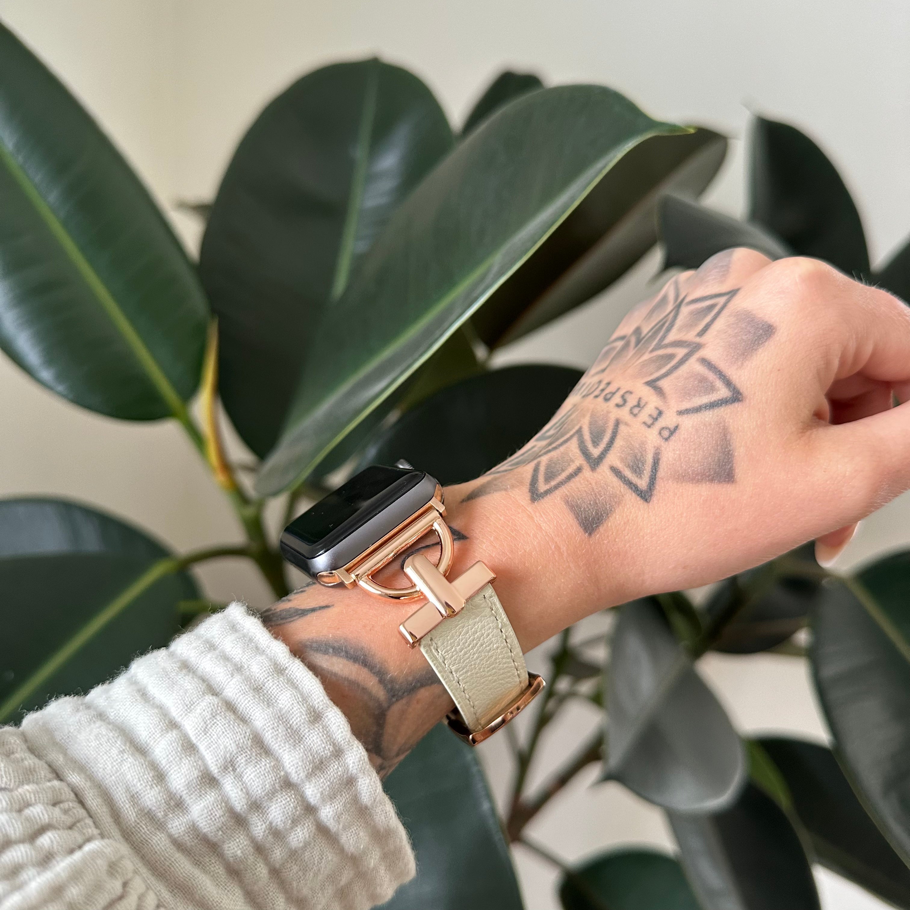 Apple Watch leather strap | "Urvoi"