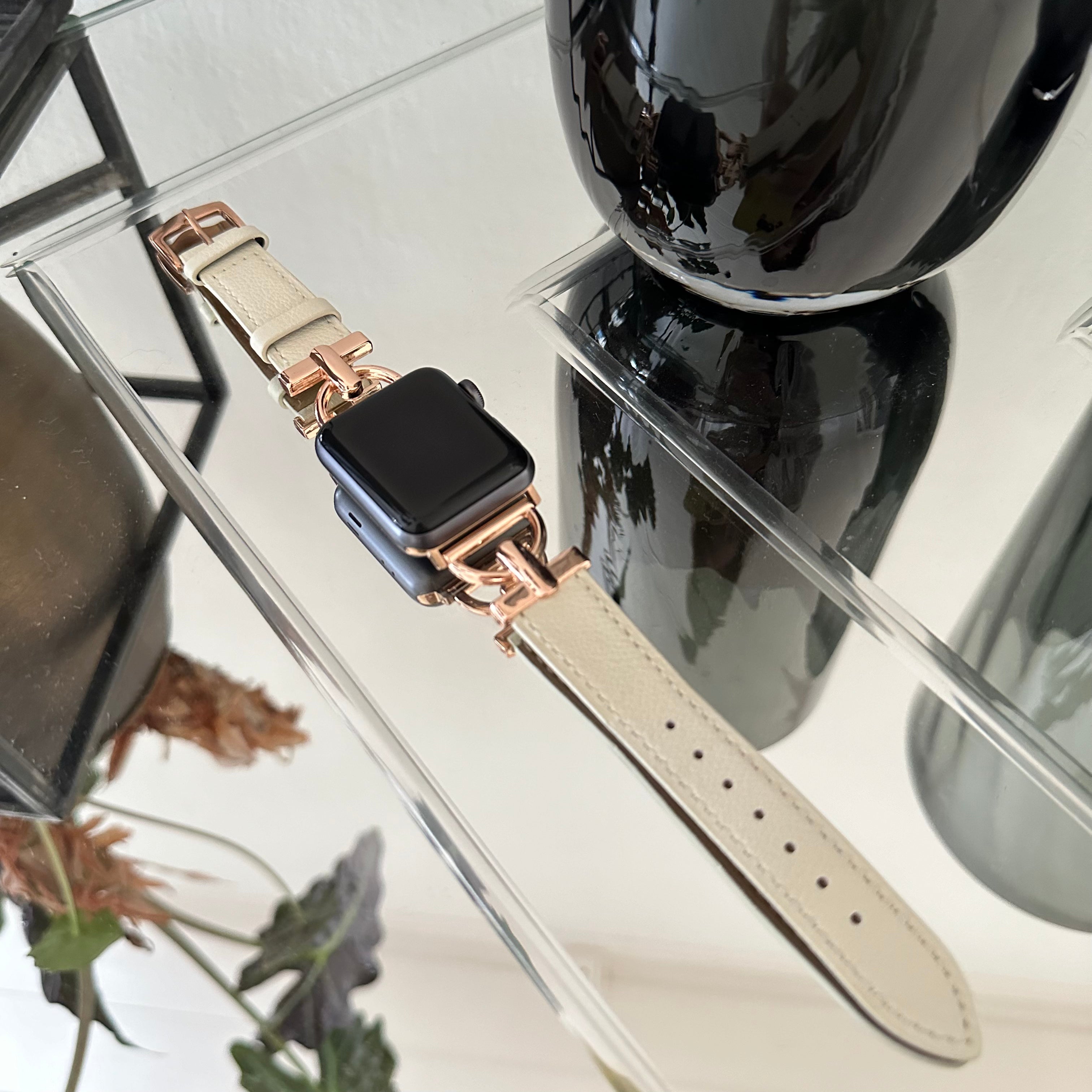 Apple Watch leather strap | "Urvoi"